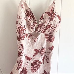 NWT!🌷90’s inspired midi dress